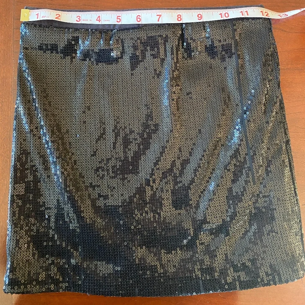 Disney D-Signed Skylar Lewis Girl Vs Monster mini skirt sequin M